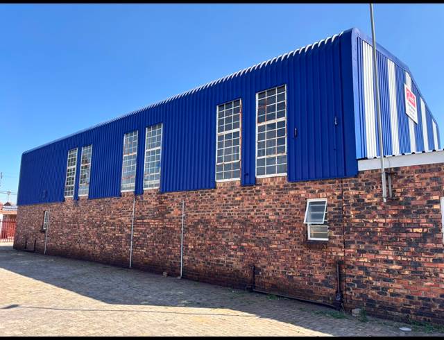 200M² WORKSHOP FOR SALE IN DUNCANVILLE